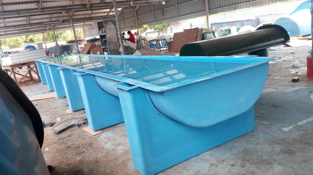 Rectangular Tank : [ Extendable Tank ] L 10 FT x W 49